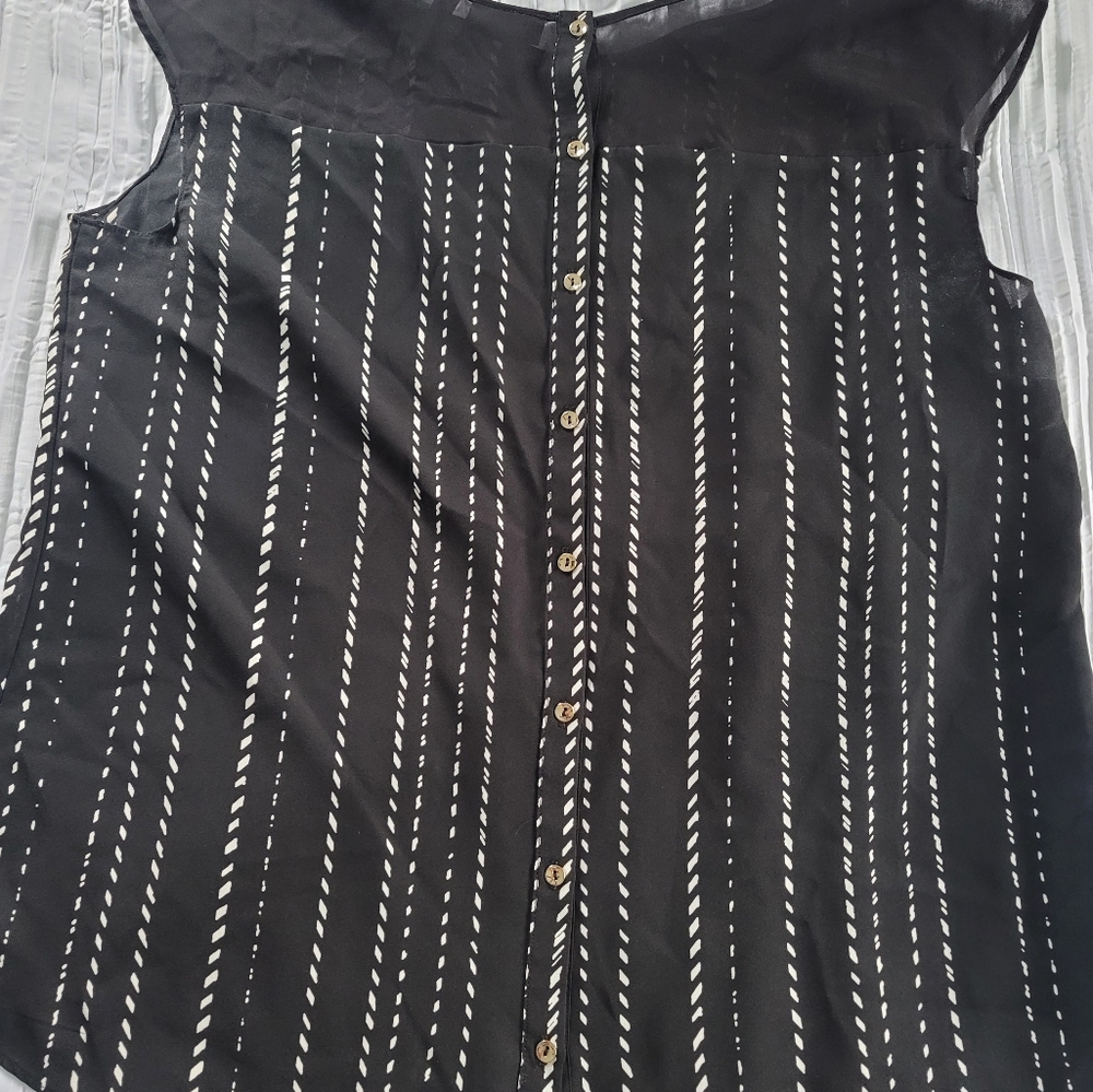 Women's Sleeveless Top